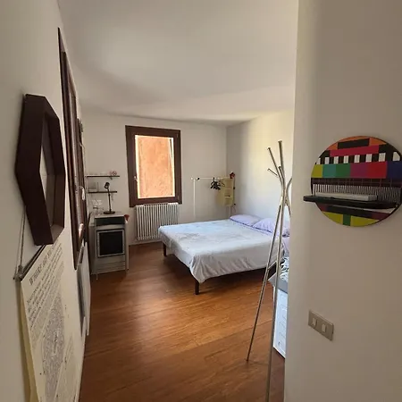 Quiet Cannaregio Apartment
